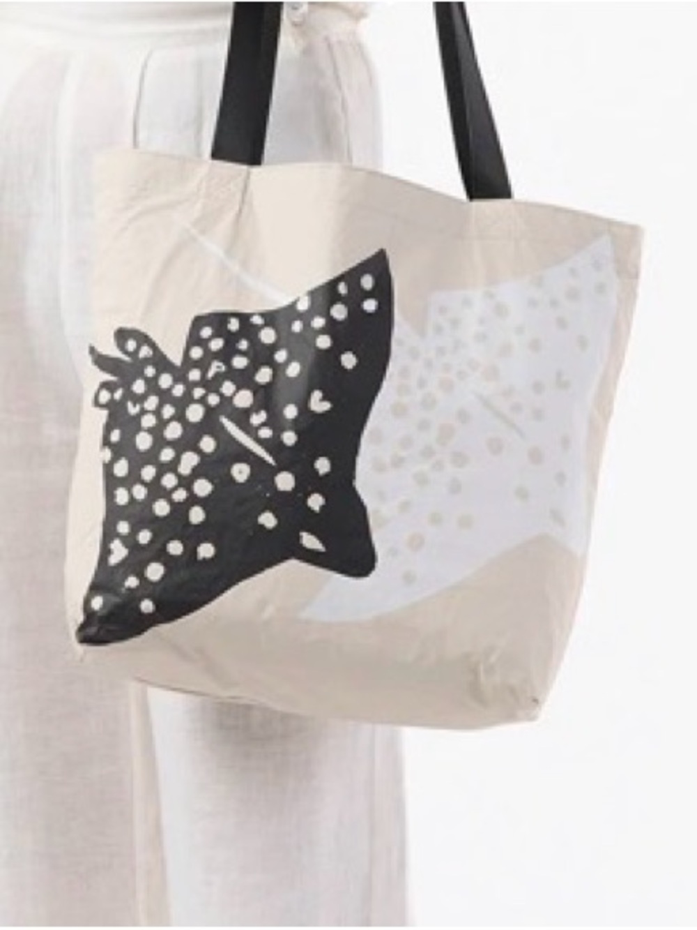ALOHA Collection bundle ReversibleTote with Black Ray Pattern and Mini Tripper - Picture 2 of 5